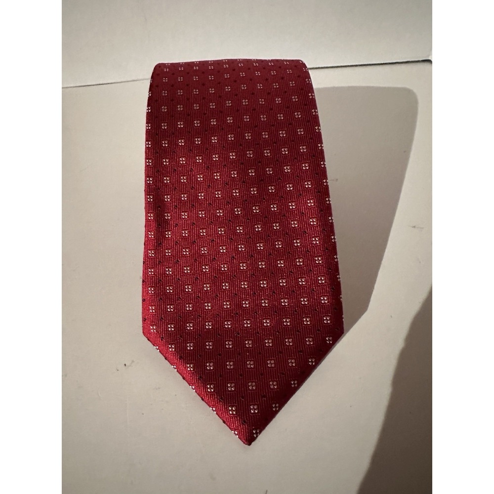 Chaps Silk Necktie Red 57x3 Blue & White Design Dignified Patriotic Office Dress
